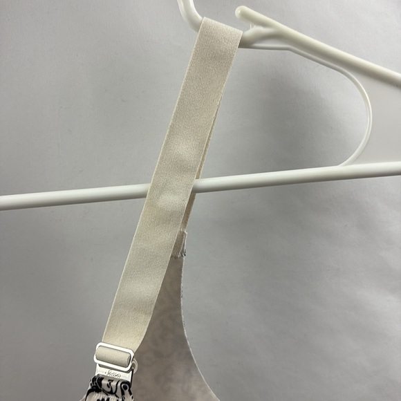 SOMA Vanishing Back Full Coverage Bra - 34DD Black White Front Close - Picture 3 of 11